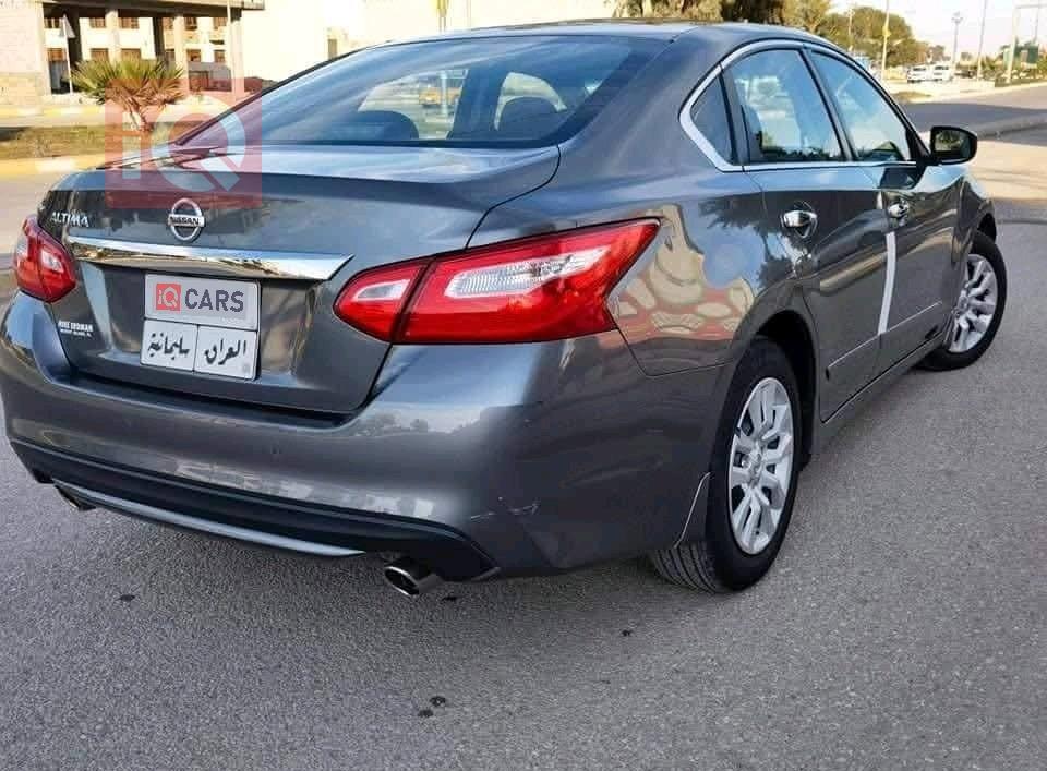 Nissan Altima